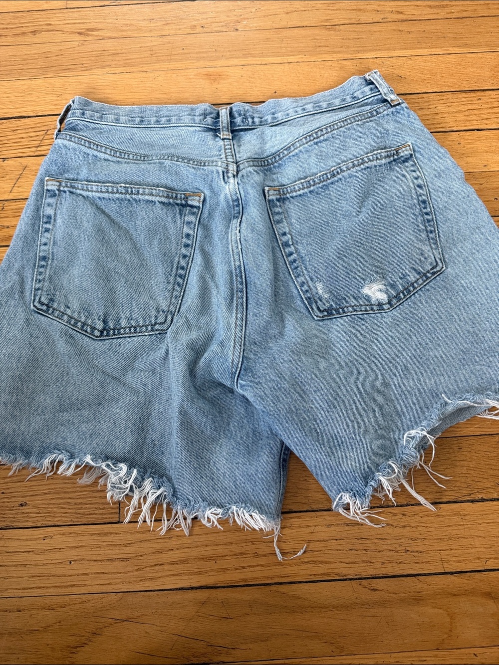 Agolde Light Blue Stella Distressed Denim Jean Shorts - Picture 5 of 8